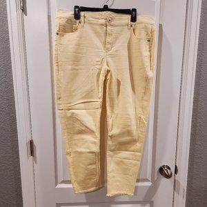 Maurices Yellow Jean w/ Frayed Ankles